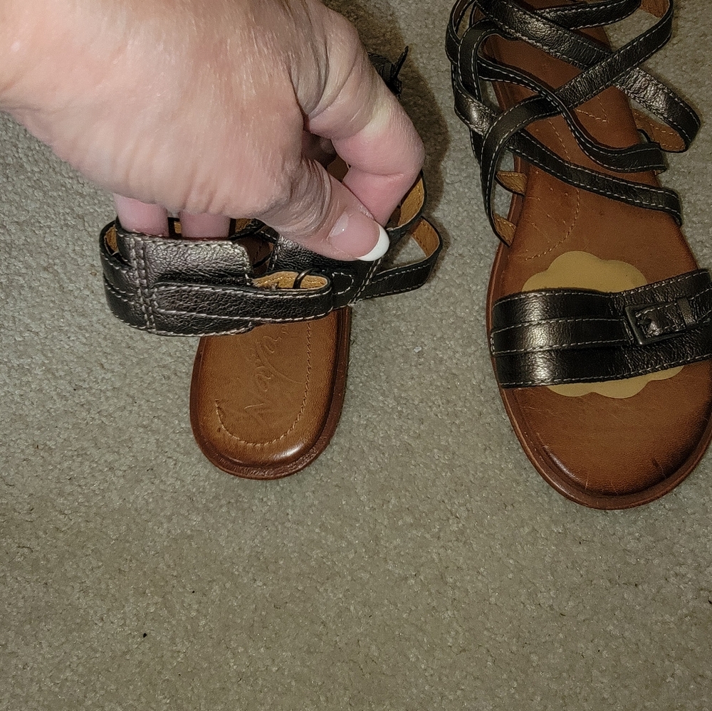 Naya Women's Size 11 Metallic Brown Strapy Sandles - Picture 4 of 6